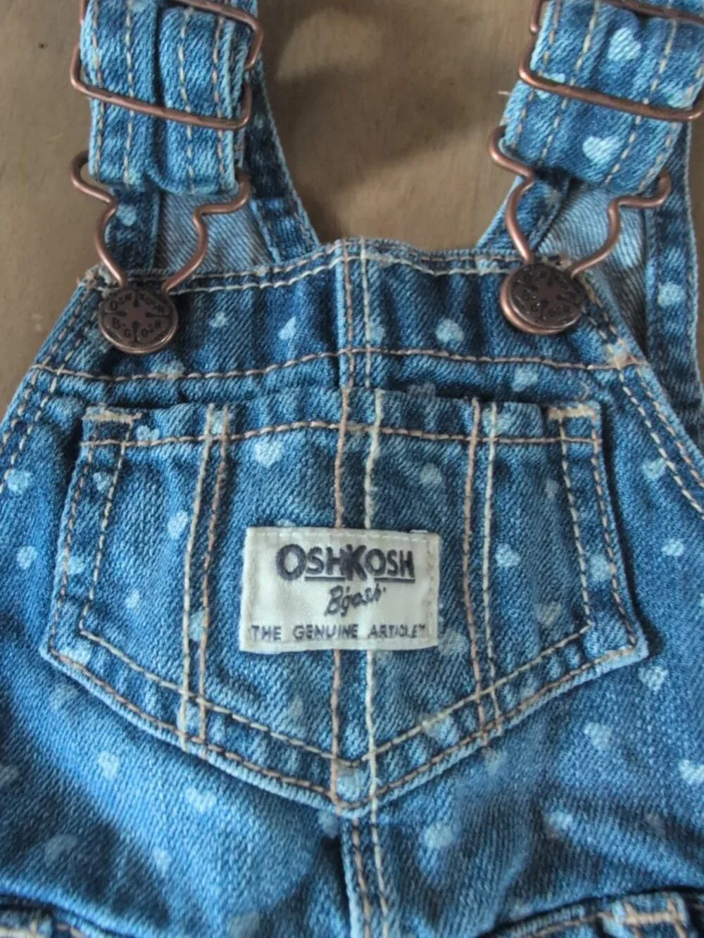 OshKosh B'gosh - Overalls - Heart Pattern -  Size 6 month - Leg snaps.